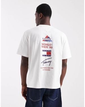 Tommy Hilfiger Flag Logo T-shirt With Mountain Peak Back Print - White