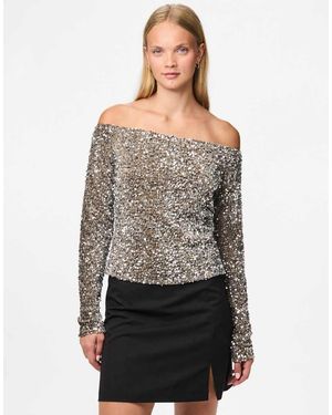 Pieces Off-Shoulder Top - Grey