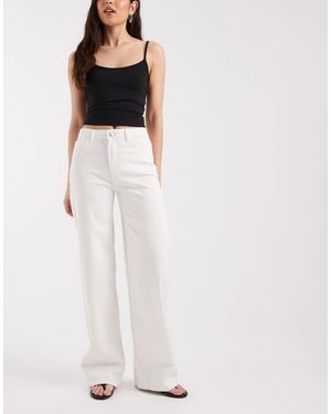 Pieces Silke Mid Waisted Wide Leg Jeans - White