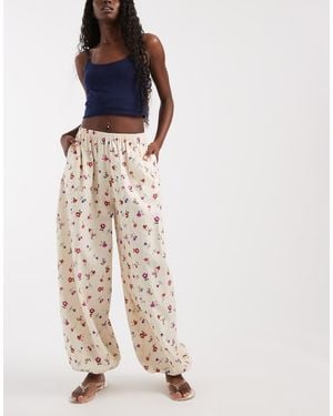 ASOS Broek Van Linnenmix Met Ballonpijpen En Fijne Bloemenprint, Deel Van Co-Ord Set - Meerkleurig