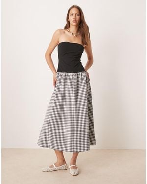 ASOS Bandeau Hybrid Maxi Dress With Gingham Mono Print - Natural