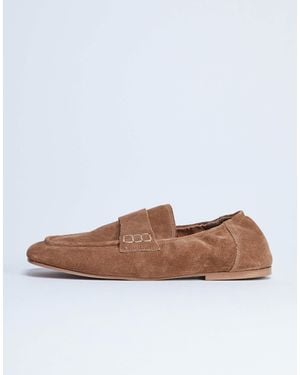 TOPSHOP Brooks Ruched Back Real Suede Leather Loafer - White