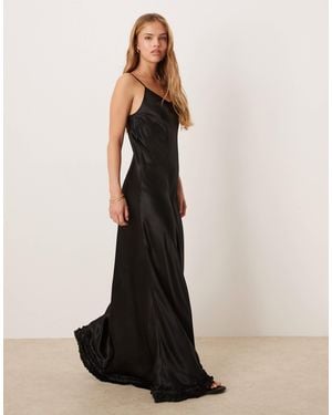 Vrg Grl Alber Satin Ruffle Hem Maxi Dress - White
