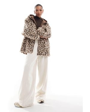 Stradivarius Str Borg Jacket With Hood - Metallic