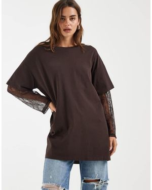 BRONZE SNAKE Camiseta Marrón Con Mangas De Encaje Amanda De