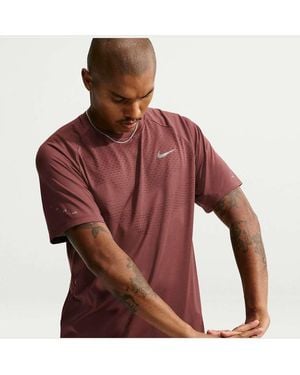 Nike Stride Dri-fit Adv T-shirt - Red