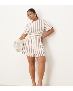 ASOS Mono Corto Beis A Con Diseño Doble Y Lazada En La Espalda De Asos Design Curve - Blanco