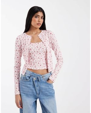 Miss Selfridge – geripptes set mit blümchenmuster, bestehend aus strickjacke und camisole - Blau