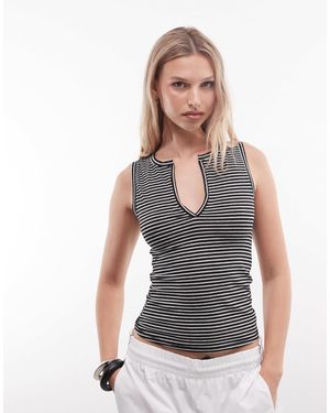 Weekday Tank Top With V Neck Notch Detail - Grey