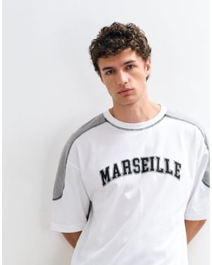 ASOS T-shirt épais coupe boxy oversize assemblé avec motif marseille - Blanc