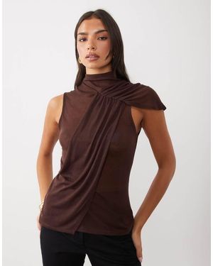 ASOS Zachte Semi-Transparante Top Met Asymmetrische Drapering - Bruin