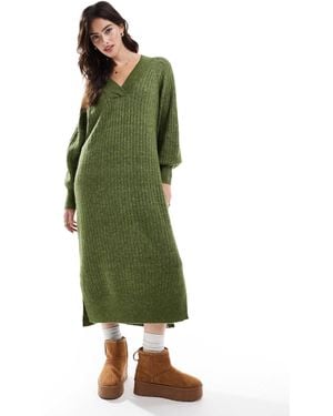Vero Moda – weiches, geripptes oversize-pulloverkleid - Grün