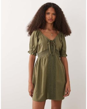 Wednesday's Girl Wednesdays Girl Mini Lace Detailed Dress - Green