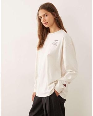 adidas Originals Top Hueso De Manga Larga Con Detalle De Tres Rayas Three Stripes Studios De - Neutro