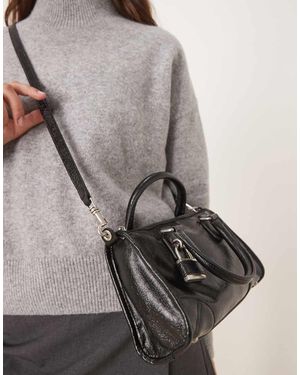 Mango Bolso De Ciudad Con Correa Bandolera Y Charm De Candado De - Gris