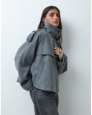 ASOS Gekürzter cape-mantel mit stehkragen - Grau
