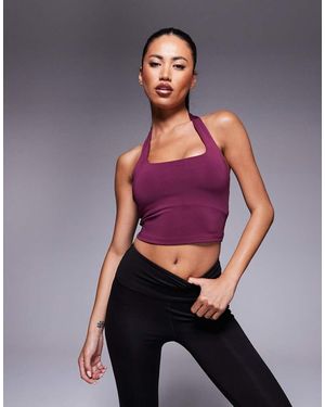 4505 Top Deportivo Morado Baya Con Cuello Halter Y Sujetador Integrado De