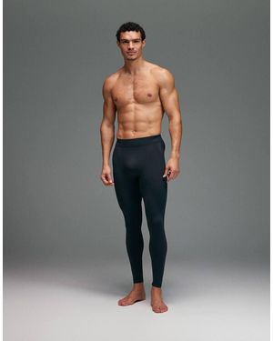 4505 Seamless Physique Defining Compression Base Layer Tight - Grey