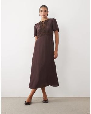 Nobody's Child Wynne Satin Lace Detail Flutter Sleeve Maxi Dress - Brown