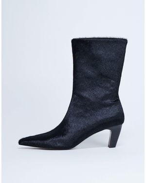 TOPSHOP Poppy Real Leather Point Toe Ankle Boot - Blue