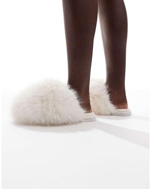 SEQWL Smarties Fluffy Pom Pom Slippers - Brown