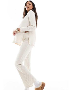 Mama.licious Pantalones De Campana Color Crema De Punto Acanalado De Mamalicious Maternity (Parte De Un Conjunto)-Blanco