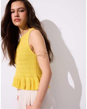 Stradivarius Spiral Cuff - Yellow