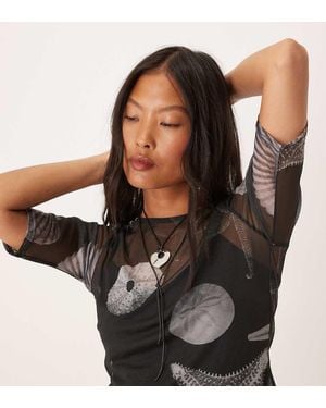 Never Fully Dressed Petite Seashell Print Mesh T-shirt - Black