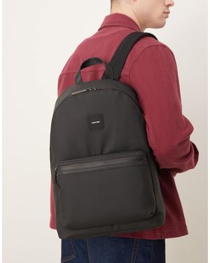 Calvin Klein Mochila Negra De Goma De -Negro - Rojo