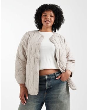 Pieces Plus Pieces Curve Quilted Lightweight Jacket - White