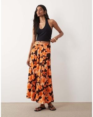 Miss Selfridge Spun Tiered Maxi Skirt - White