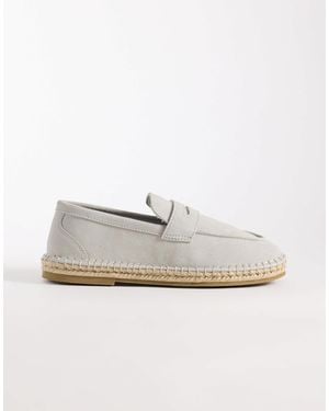 ASOS – espadrilles im penny-loafer-design aus wildleder - Weiß