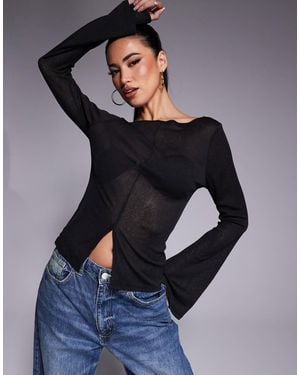 ASOS Top en tulle à col bateau et manches longues évasées avec fente sur le devant - Bleu