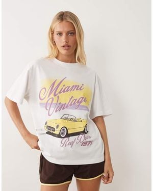 ASOS Oversized T-shirt With Buttermilk Vintage Car Graphic - Natural
