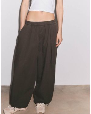 Stradivarius Barrel Poplin Trousers With Stoppers - Brown