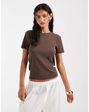 ONLY – t-shirt - Braun