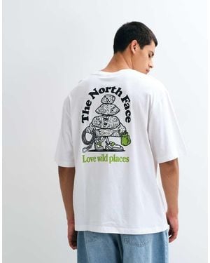The North Face Love Wild Place Oversized T-Shirt - Wit