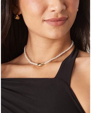 ASOS Collana Dorata Con Pendente Effetto Metallo Fuso E Perle Sintetiche - Nero