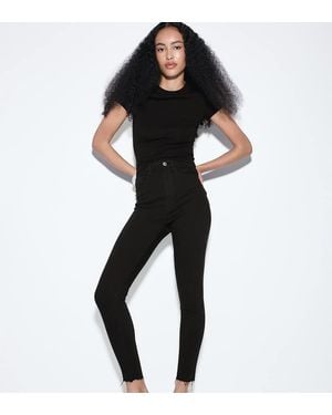 Stradivarius Petite Super High-Waist Jeans - Black