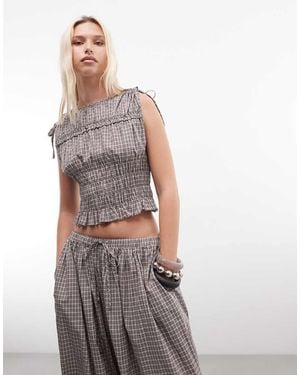 Daisy Street Ruffle Shirred Top - Grey