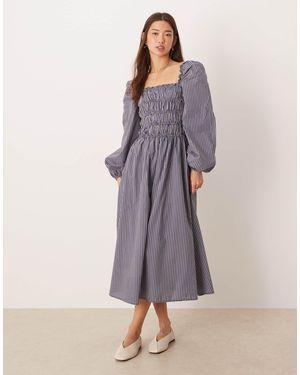 Glamorous – langärmliges, gerafftes maxikleid - Lila