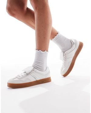 Tommy Hilfiger Greenwich Trainers With Gum Sole - White