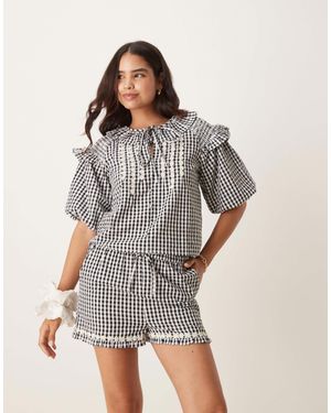 Neon Rose – gesmokte bluse - Grau