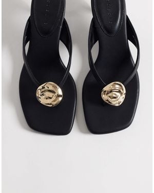 ASOS – havana – zehenstegsandalen - Schwarz