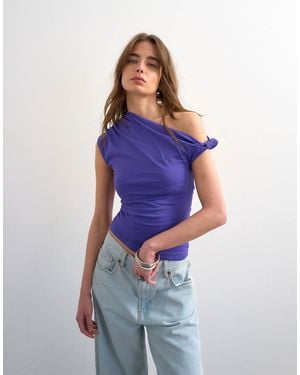 TOPSHOP Asymmetric Ruched Shoulder Top - Blue