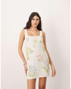 ARRANGE Vestido Corto Con Escote Cuadrado Y Diseño Floral Adornado Con Cuentas De - Blanco