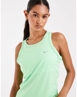 Nike Tempo dri-fit weste - Grün