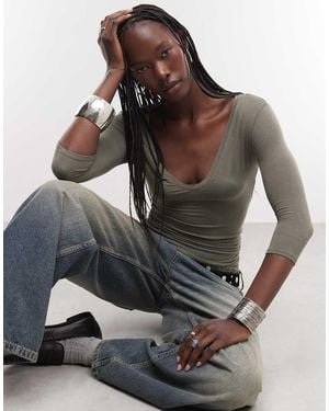 Weekday V Neck 3/4 Sleeve Top - Grey