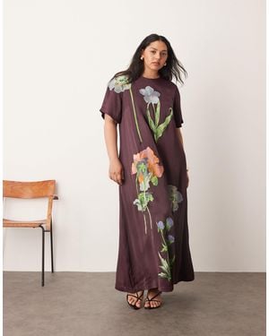ARRANGE Curve Satin Floral Embroidered T-Shirt Maxi Dress