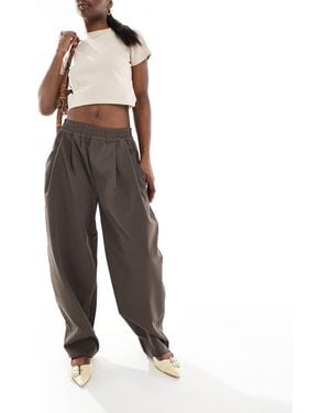 Bershka Barrel Leg Tailored Pants - Brown